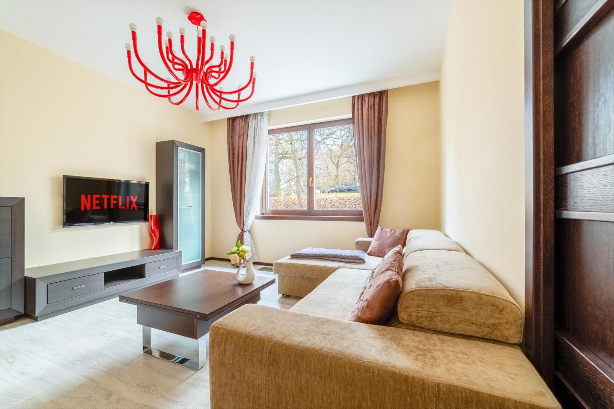 Imperial Apartment In Bohemia Residence By Rentez Karlsbad Exteriör bild